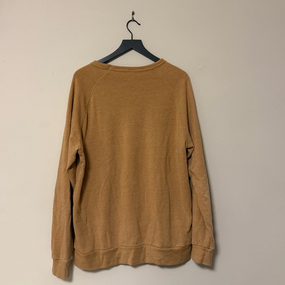 Destination Sweaters Set - Picture 2 of 8